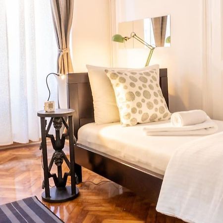 Central And Comfy 2Bdr Apartment Near Parliament Belgrado Esterno foto