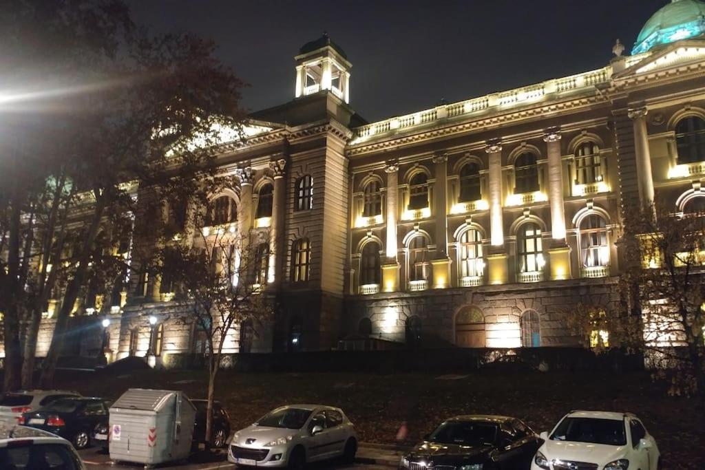 Central And Comfy 2Bdr Apartment Near Parliament Belgrado Esterno foto